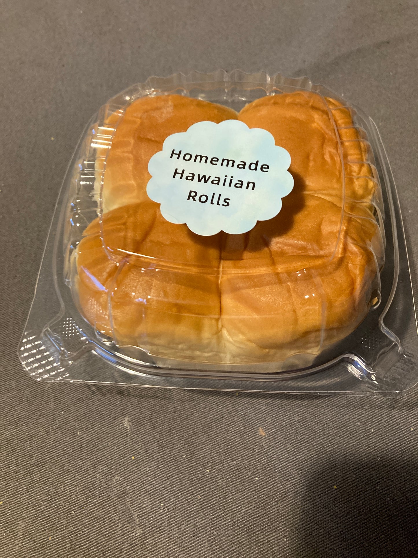 Homemade Hawaiian dinner rolls